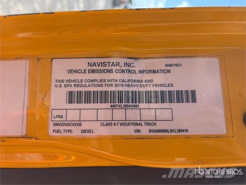 International DuraStar 4300 Camiones caja cerrada