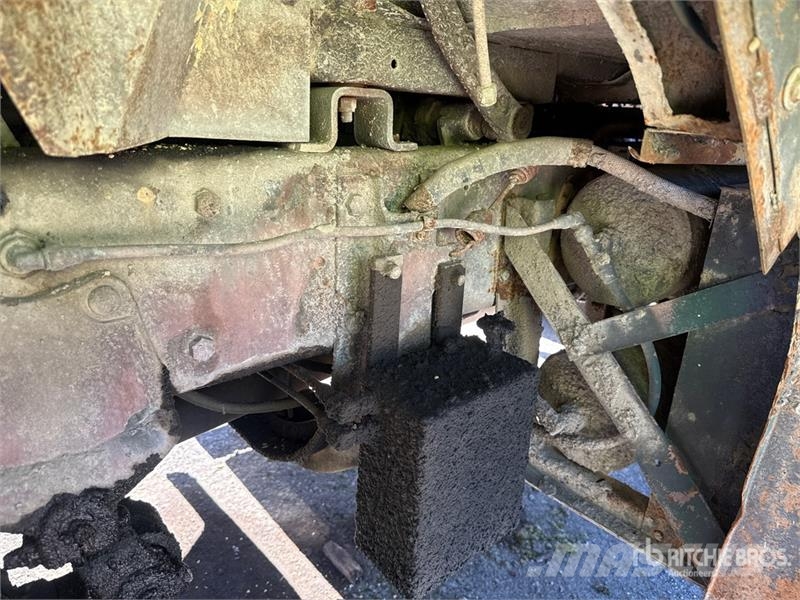 International GI 6x6 T/A Day Cab Truck Tractor Trekkvogner