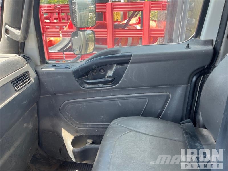 International HV607 4000 gal 6x4 Water Truck Tovornjaki za vodo