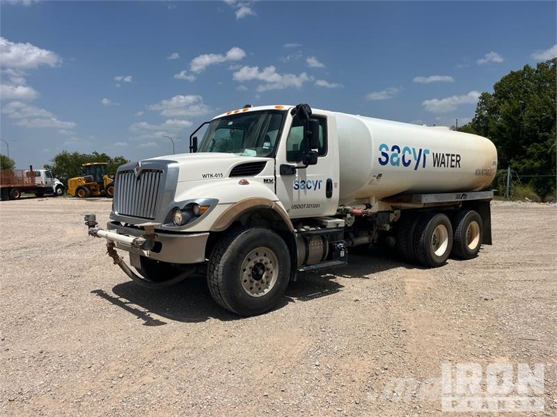 International HV607 4000 gal 6x4 Water Truck Tovornjaki za vodo