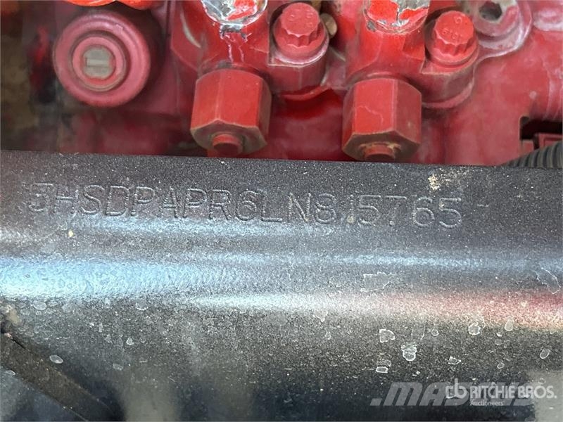 International HX520 8x4 Tri/A Day Cab Truck Tractor Tractor Units