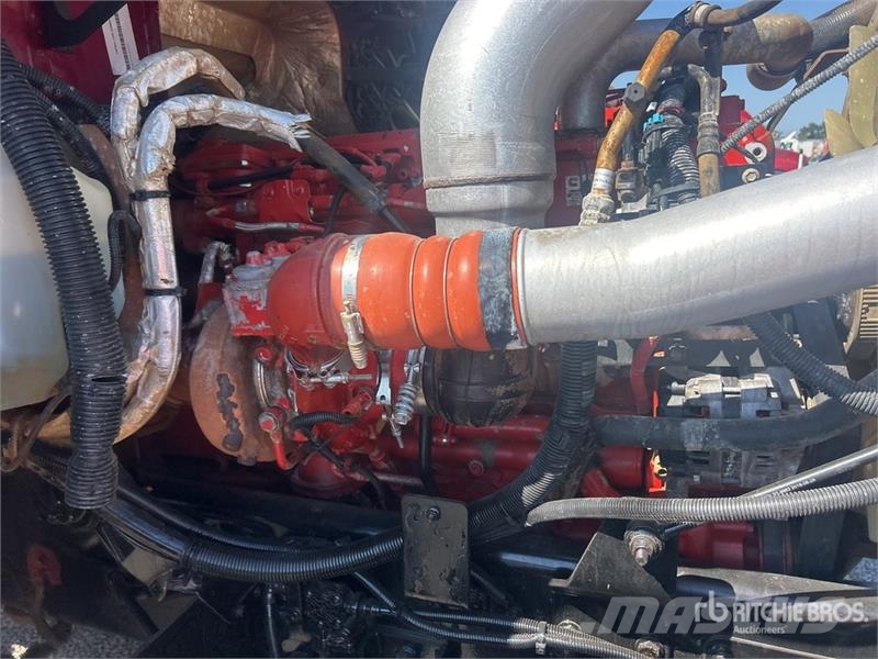 International HX520 8x4 Tri/A Day Cab Truck Tractor Tractor Units