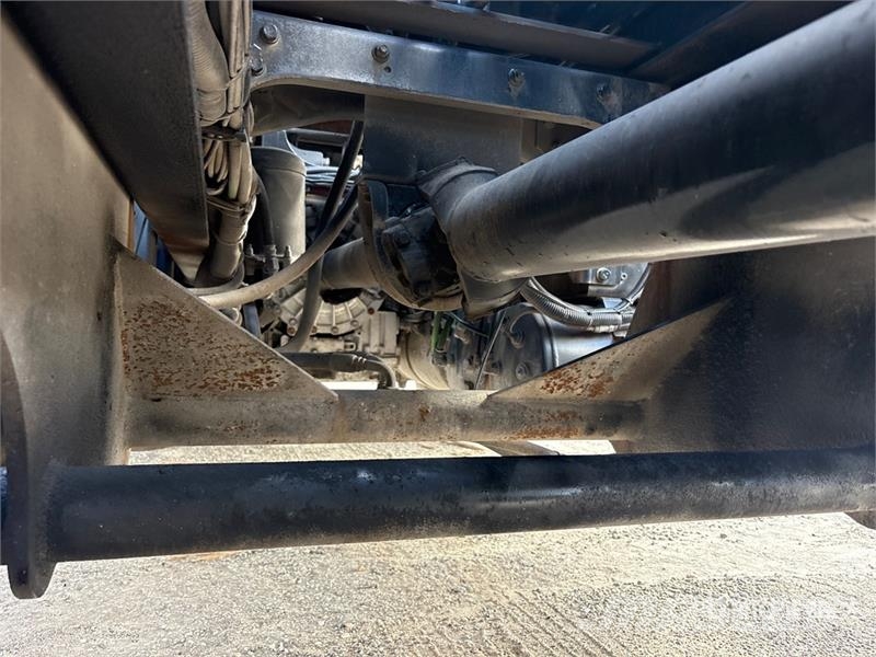 International HX615 6x4 Roll-Off Truck Komunalni kamioni