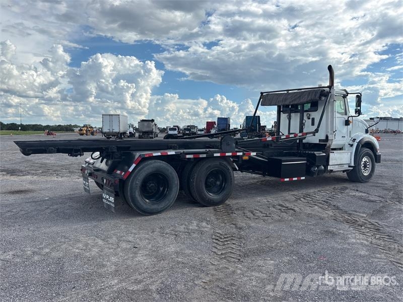 International HX615 6x4 Roll-Off Truck Nostovarsi-vaihtolavakuorma-autot
