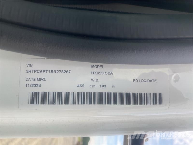 International HX620 Ohjaamot ja sisustat