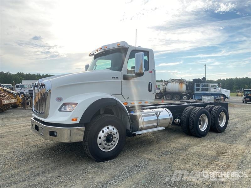 International HX620 Ohjaamot ja sisustat