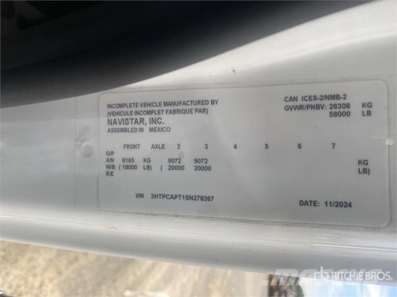 International HX620 Ohjaamot ja sisustat