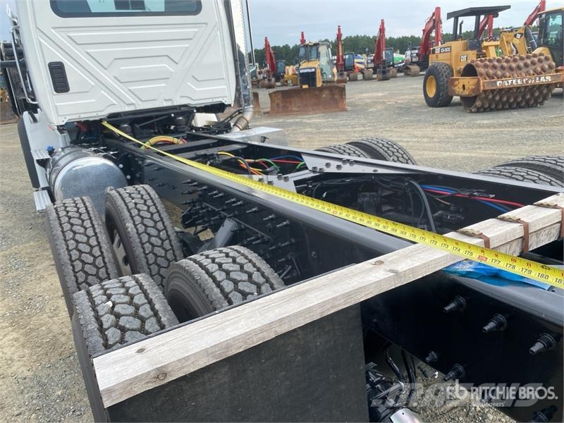 International HX620 Ohjaamot ja sisustat