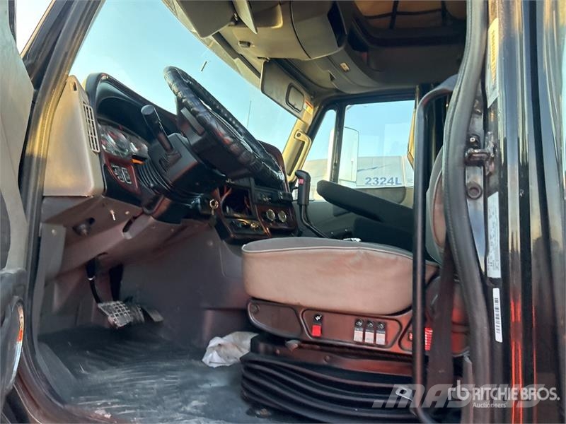 International LoneStar 6x4 T/A Sleeper Truck Tractor Motrici e Trattori Stradali