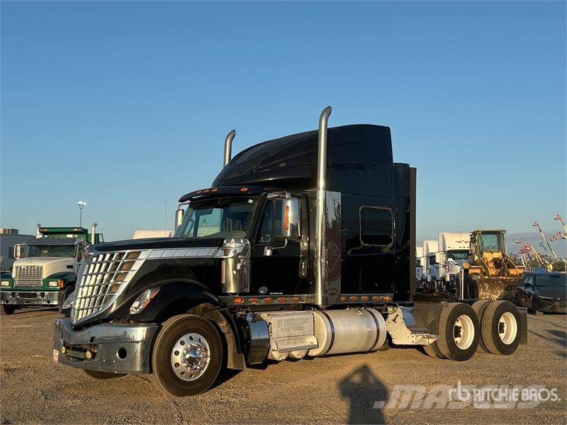 International LoneStar 6x4 T/A Sleeper Truck Tractor Motrici e Trattori Stradali