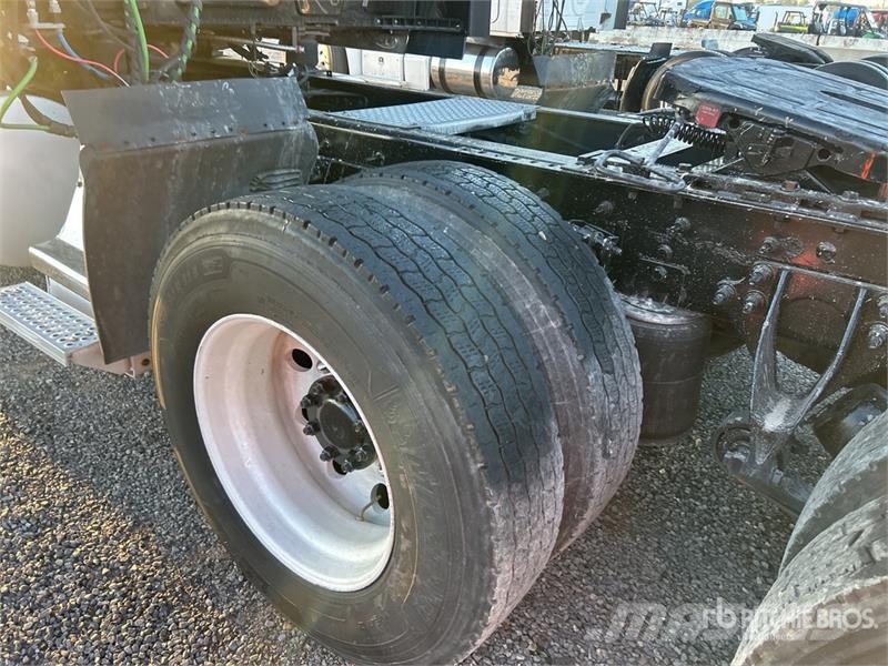 International LoneStar 6x4 T/A Sleeper Truck Tractor Motrici e Trattori Stradali