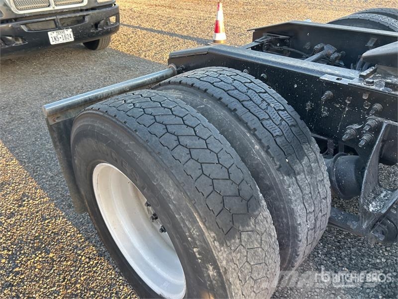 International LoneStar 6x4 T/A Sleeper Truck Tractor Motrici e Trattori Stradali