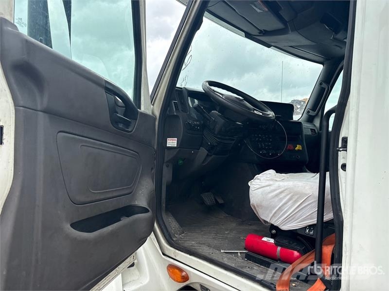 International LT625 Autotractoare