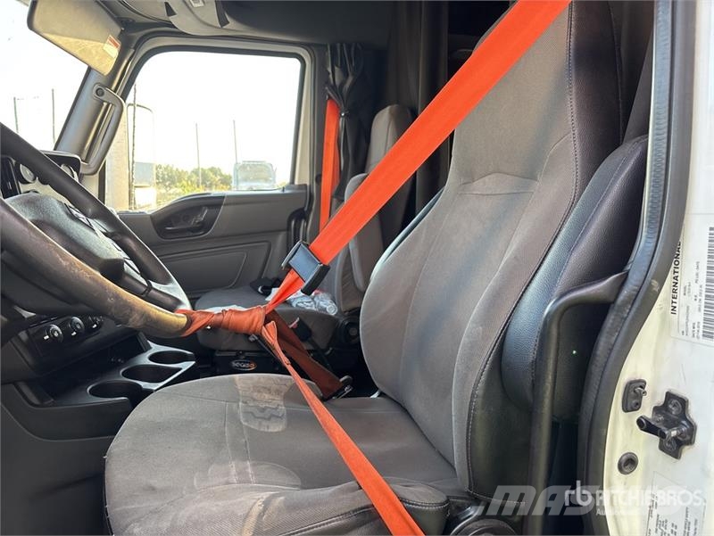 International LT625 트랙터 유닛