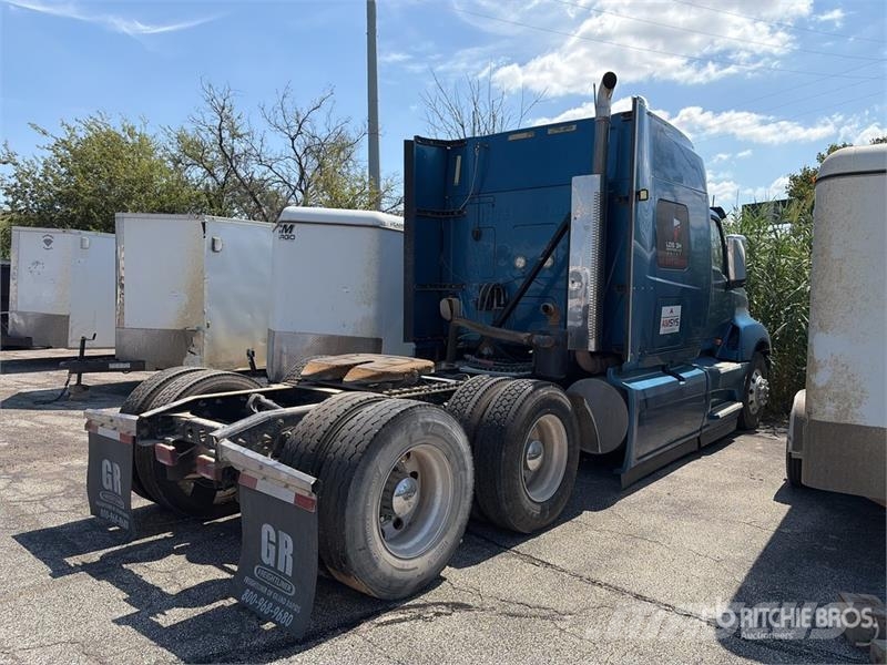 International LT625 وحدات الجر