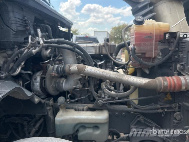 International LT625 트랙터 유닛