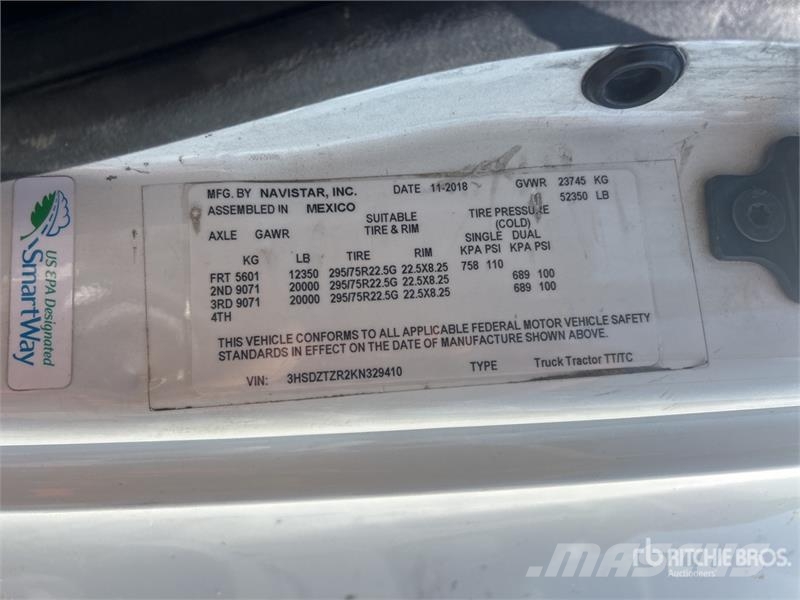 International LT625 트랙터 유닛