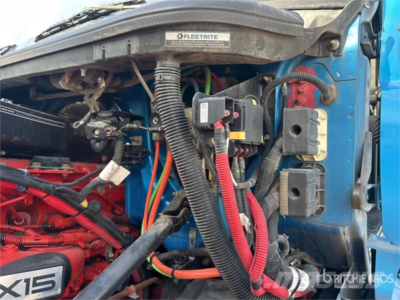International LT625 Тягачі
