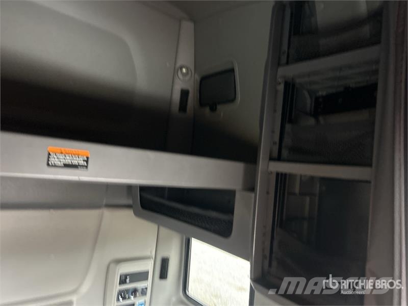 International LT625 Traktorske jedinice