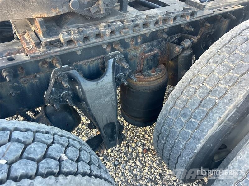 International LT625 Седельные тягачи