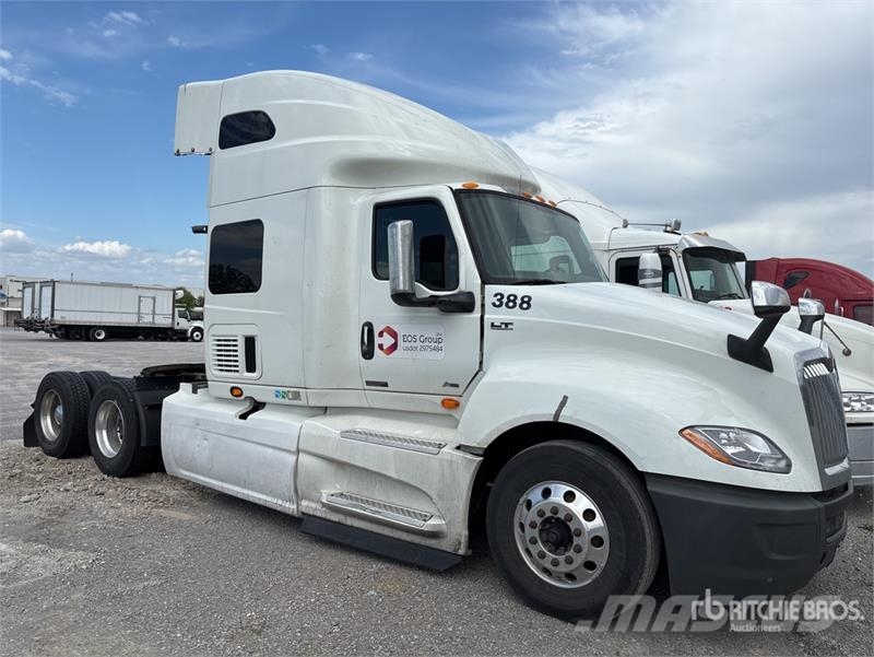 International LT625 Prime Movers