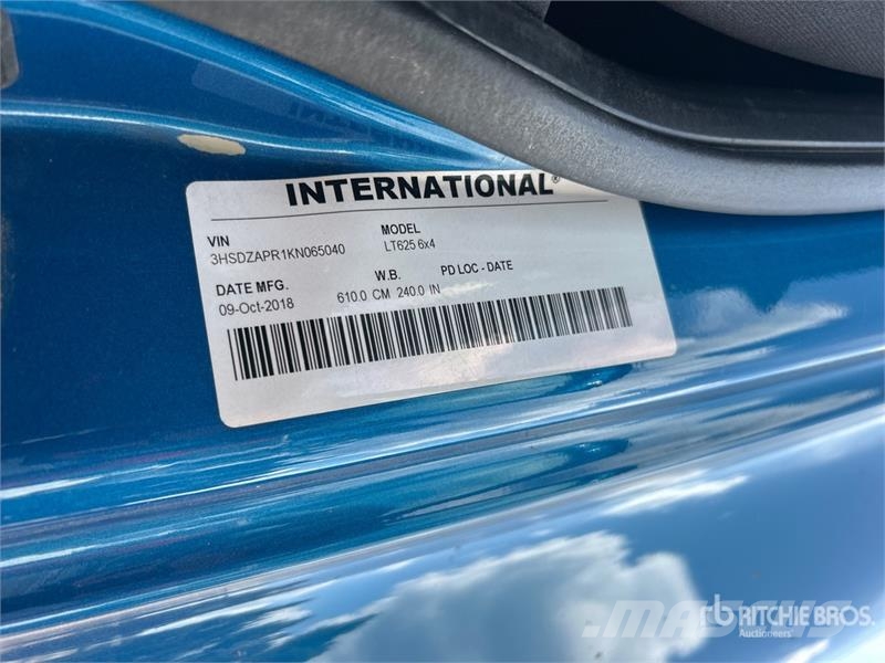 International LT625 Prime Movers