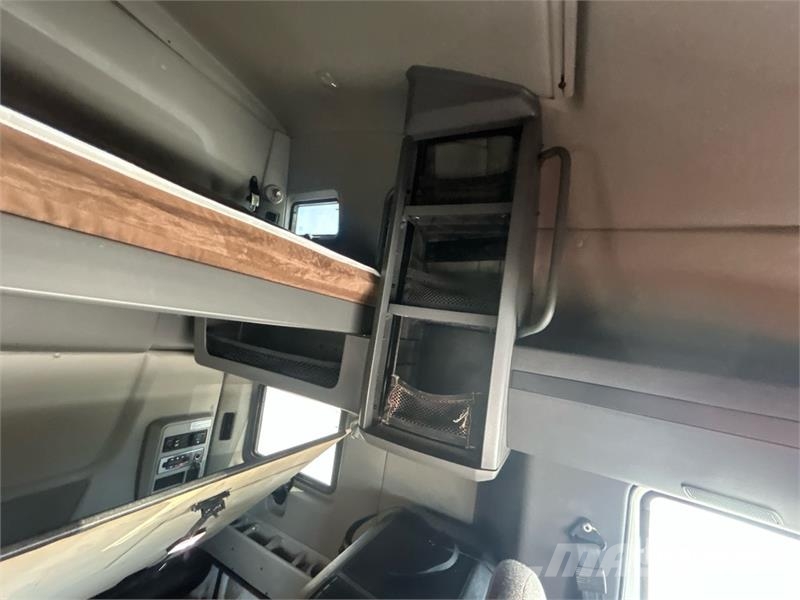 International LT625 Motrici e Trattori Stradali