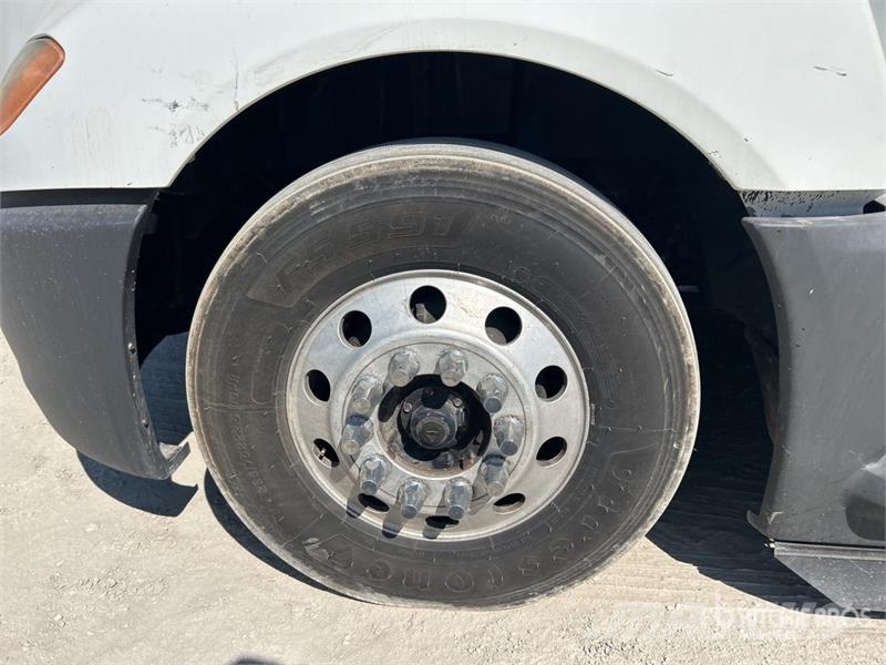 International LT625 Autotractoare