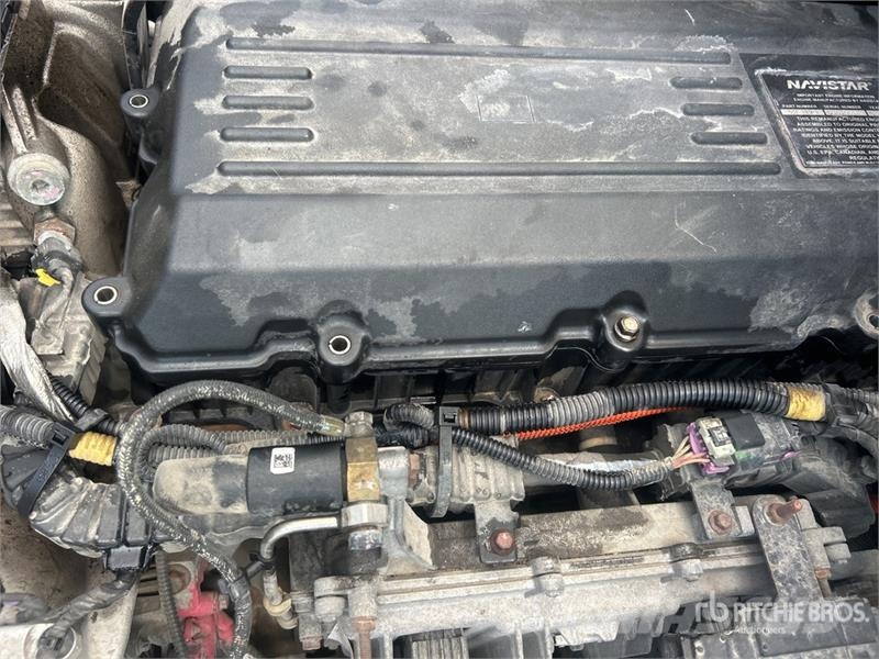 International LT625 트랙터 유닛