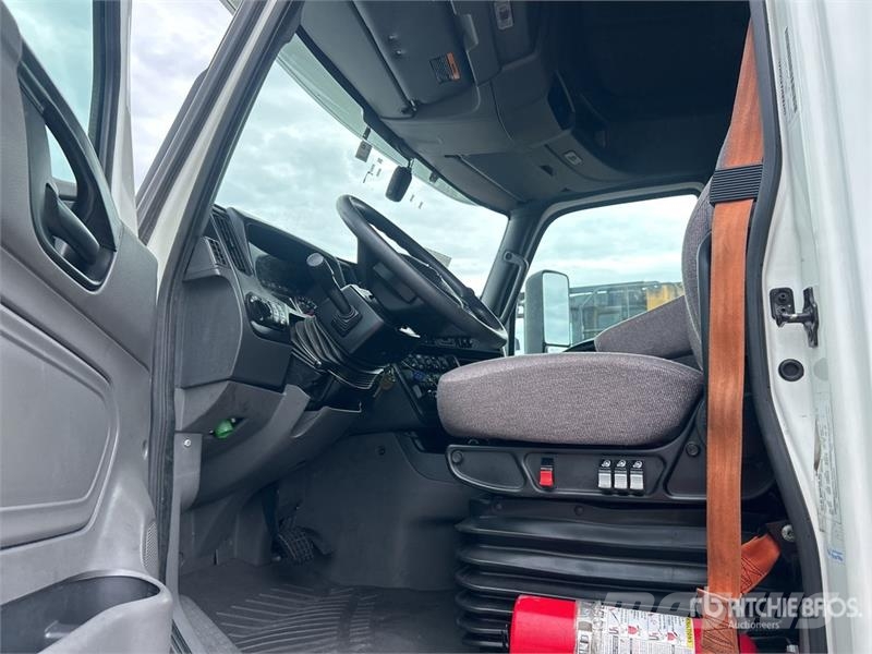 International LT625 Traktorske jedinice