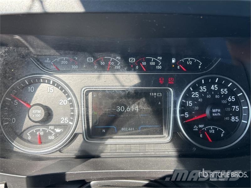 International LT625 Autotractoare