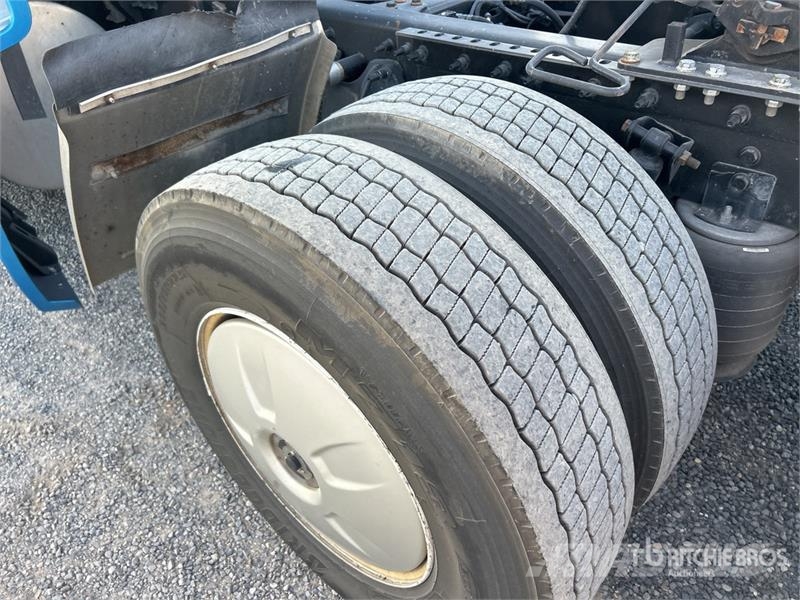 International LT625 Тягачі