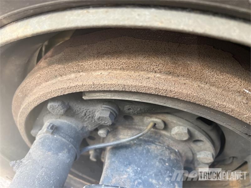 International LT625 트랙터 유닛