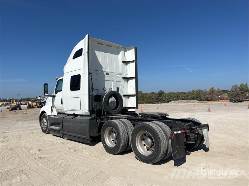 International LT625 Autotractoare