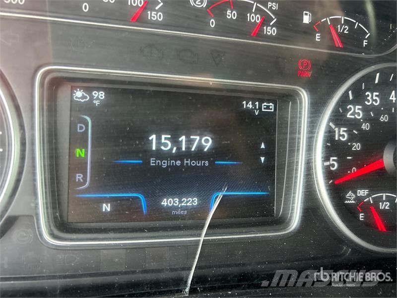 International LT625 트랙터 유닛