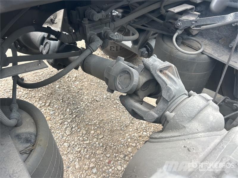 International LT625 트랙터 유닛