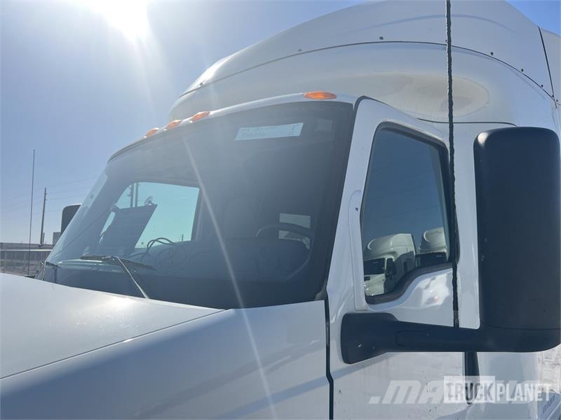 International LT625 트랙터 유닛