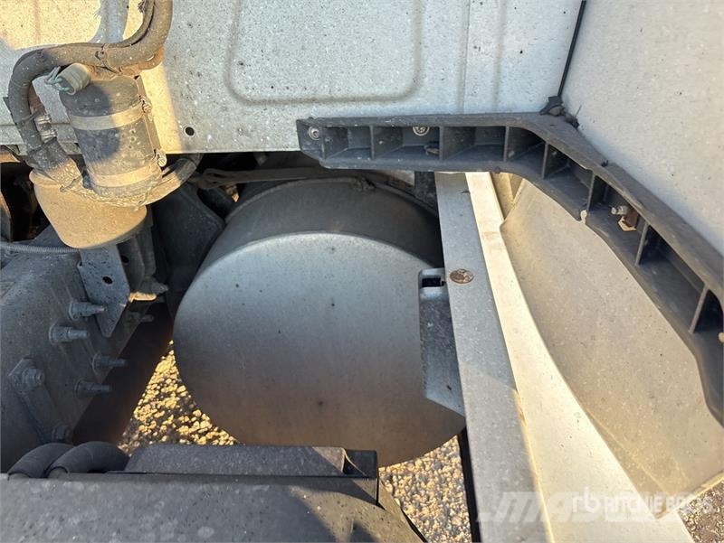 International LT625 트랙터 유닛