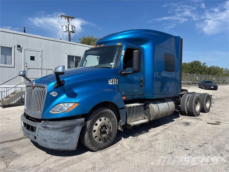 International LT625 Tracteur routier