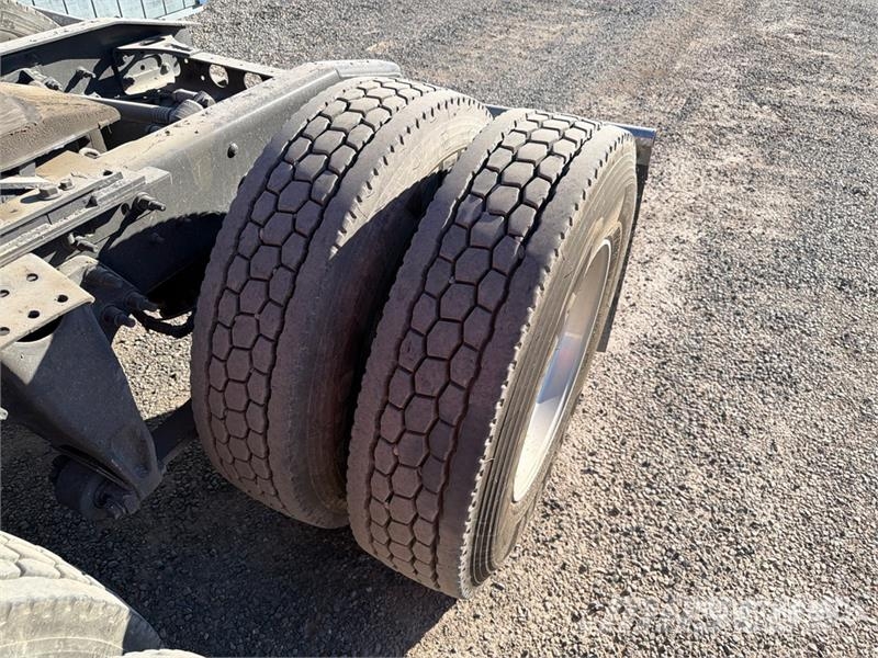 International LT625 Cabezas tractoras