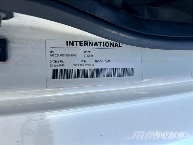 International LT625 Autotractoare
