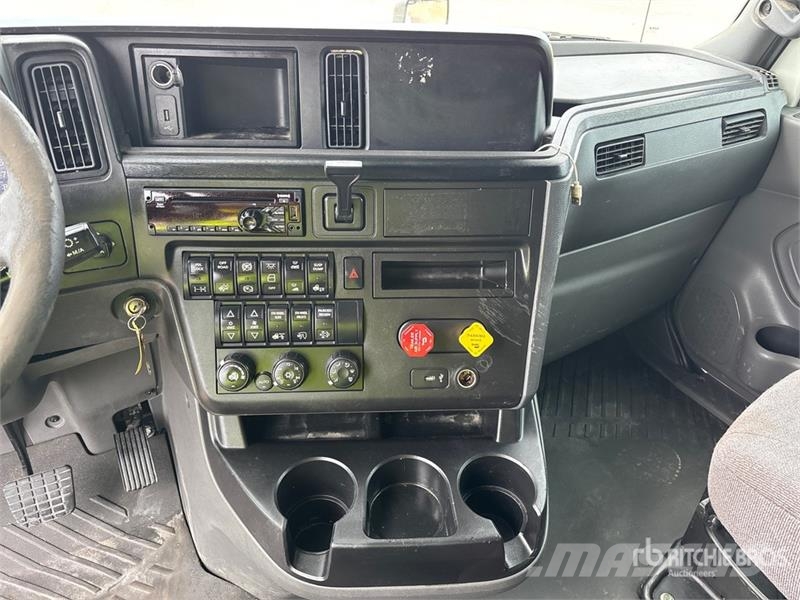 International LT625 트랙터 유닛
