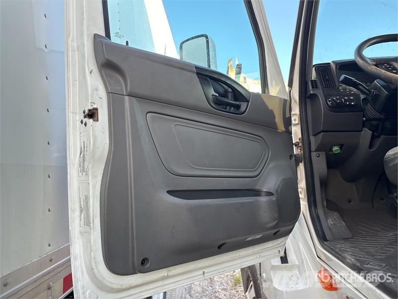 International LT625 트랙터 유닛