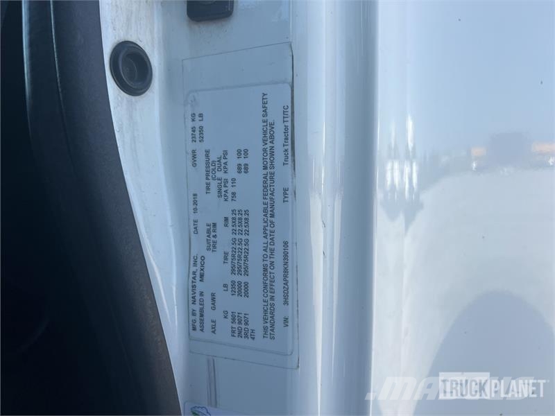 International LT625 트랙터 유닛