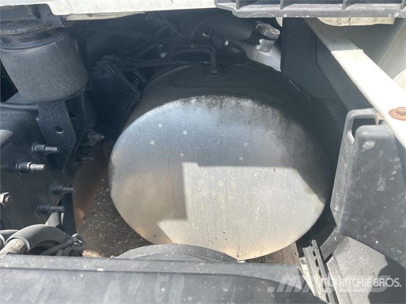 International LT625 트랙터 유닛