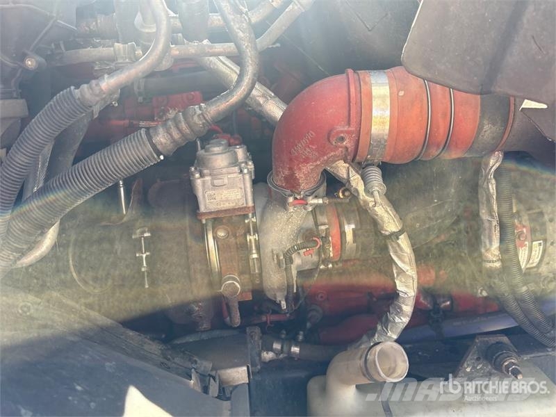 International LT625 트랙터 유닛