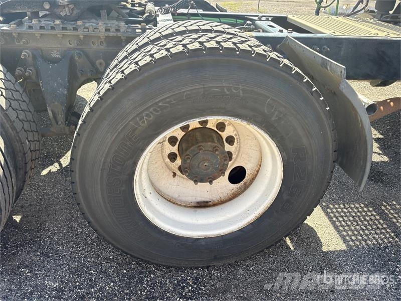 International LT625 트랙터 유닛