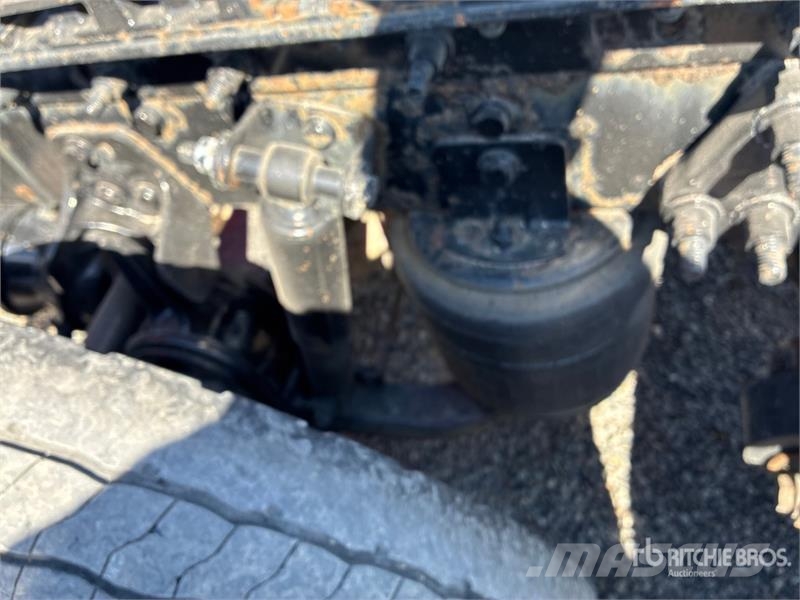 International LT625 Седельные тягачи