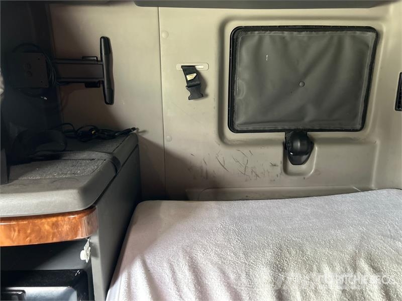 International LT625 Traktorske jedinice
