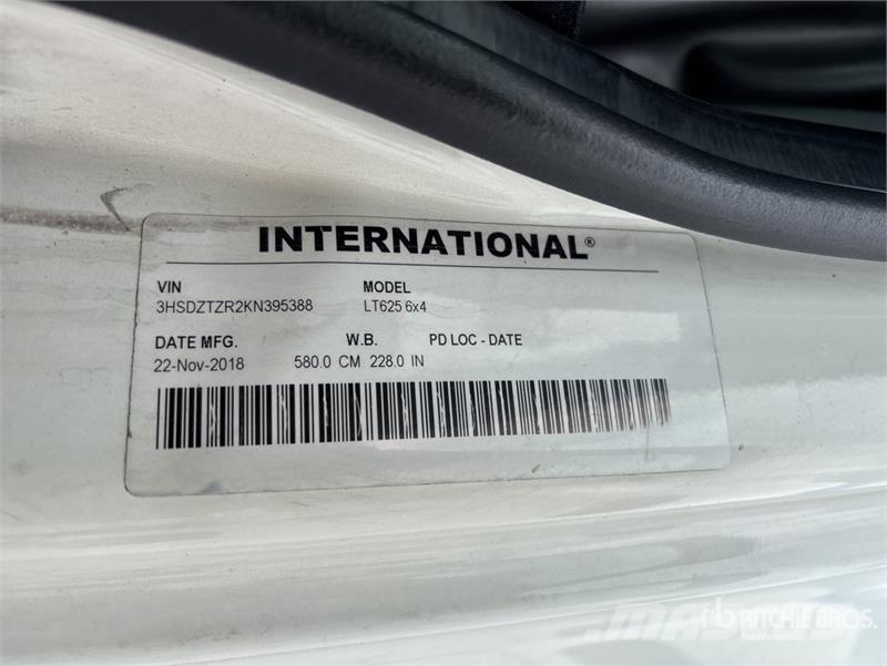 International LT625 Prime Movers